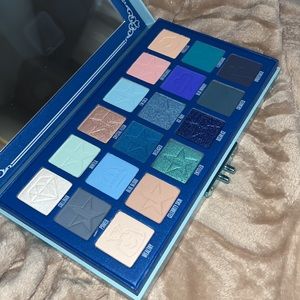 Blue blood pallet Jeffree Star